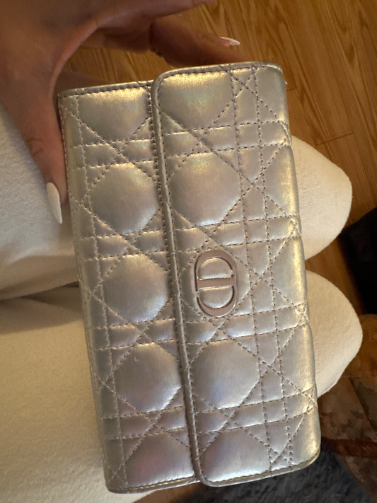 Dior wallet