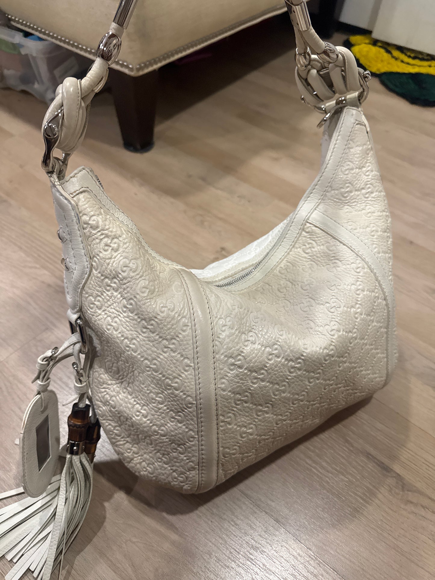 GG bamboo hobo